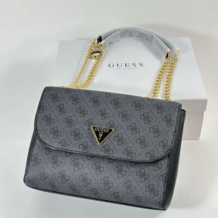 Сумка guess женская гес через плечо большая с бирками