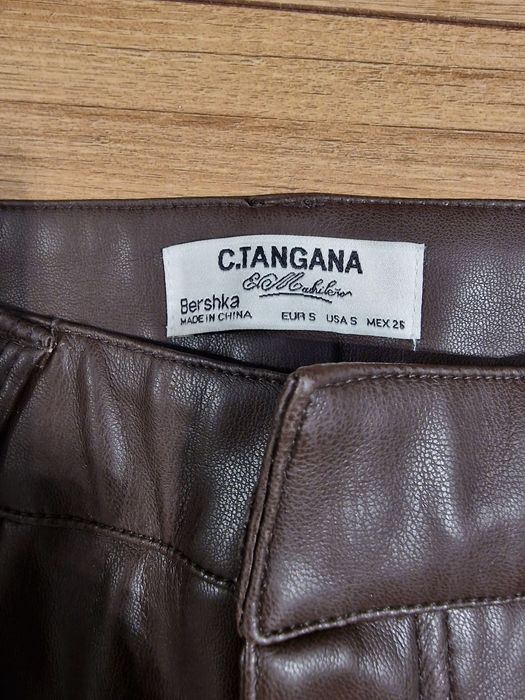 Brązowe skórzane spodnie dzwony s