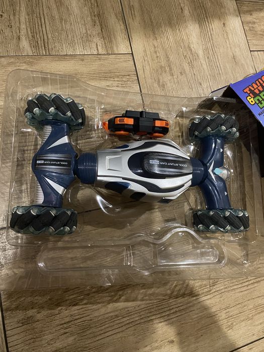 Машинка перевертыш