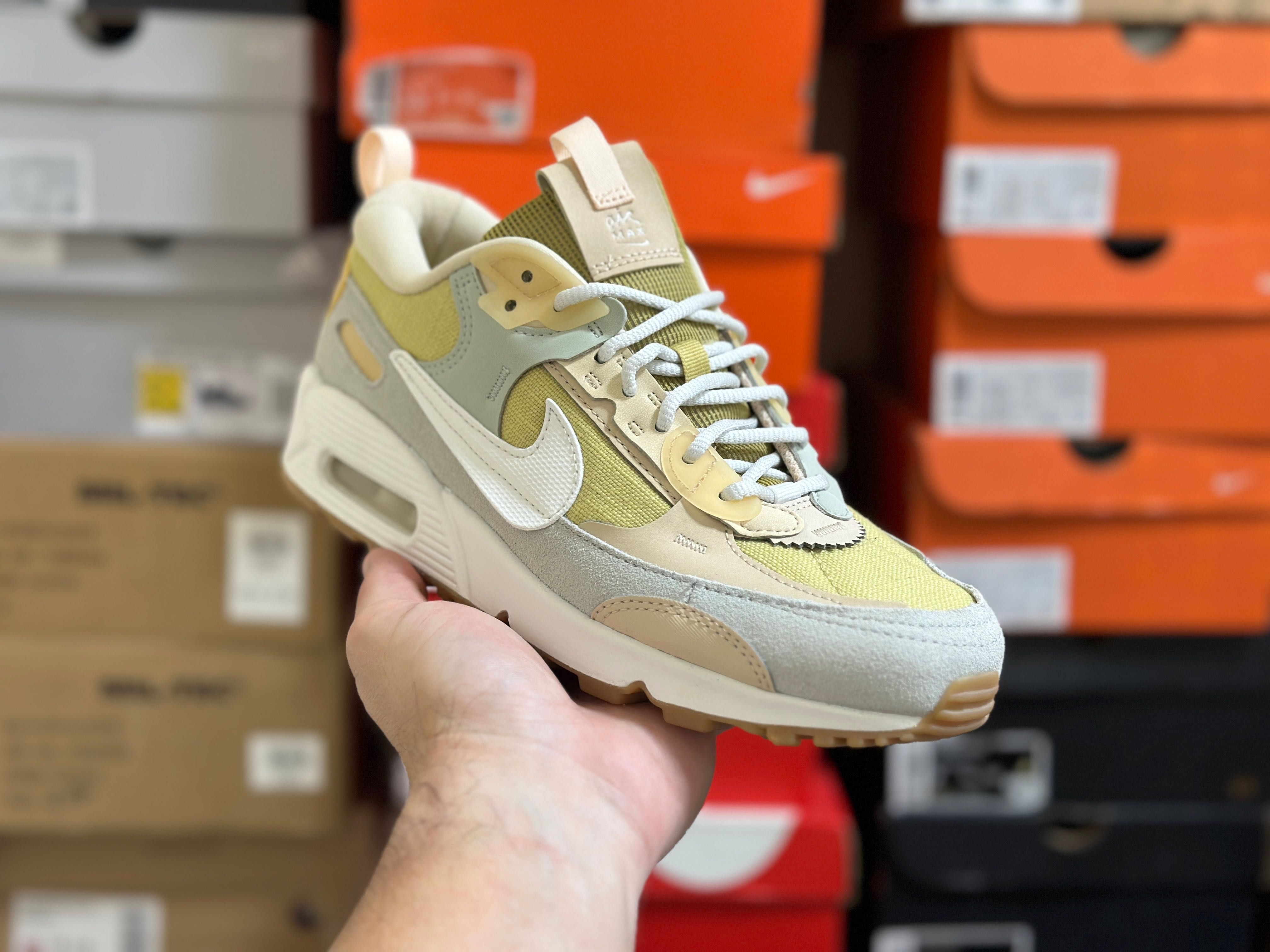 700 deals air max