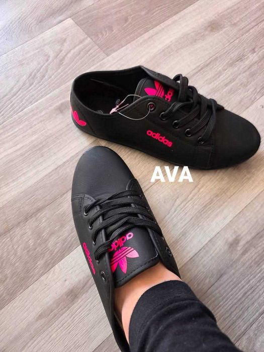 Czarne trampki damskie