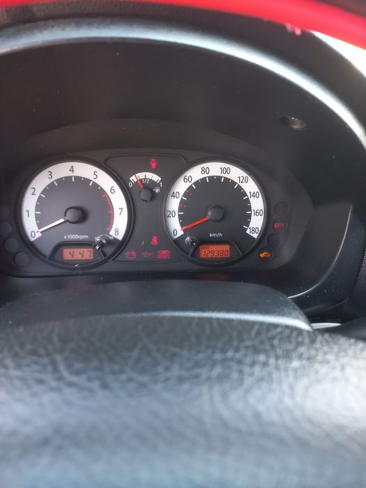 Автомобиль киа пиканта