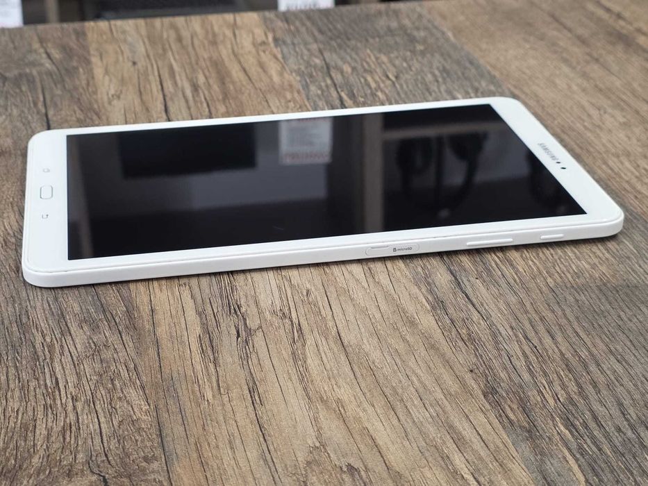 Tablet Samsung Galaxy Tab A 10.1 (2016) 2/16GB stand db gwarancja