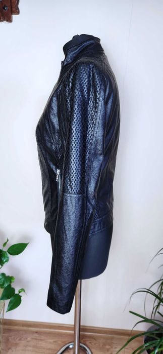 Czarna kurtka ramoneska / biker Guess. Rozmiar S