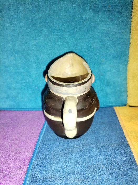 Caneca Frade em barro pintado435433442661509122