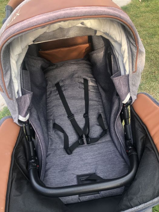 Wózek spacerowy camarelo elix