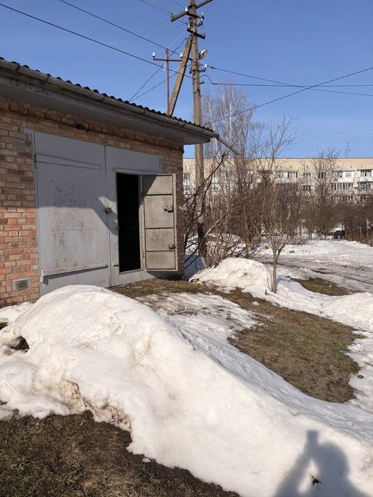 Продам гараж на Червоній Горі