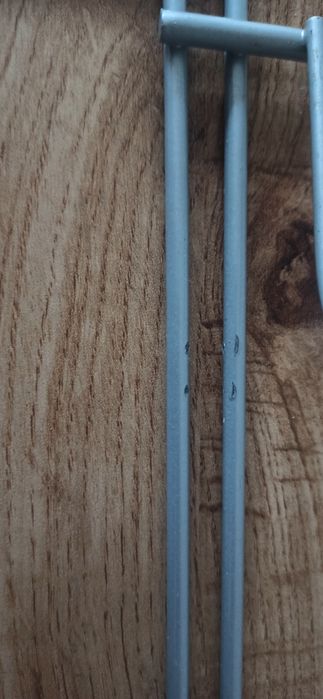 Uchwyt na rurę od odkurzacza mały wieszak srebrny