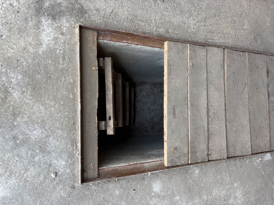 Продам капітальний гараж з ямою та підвалом, район ЮРЗ