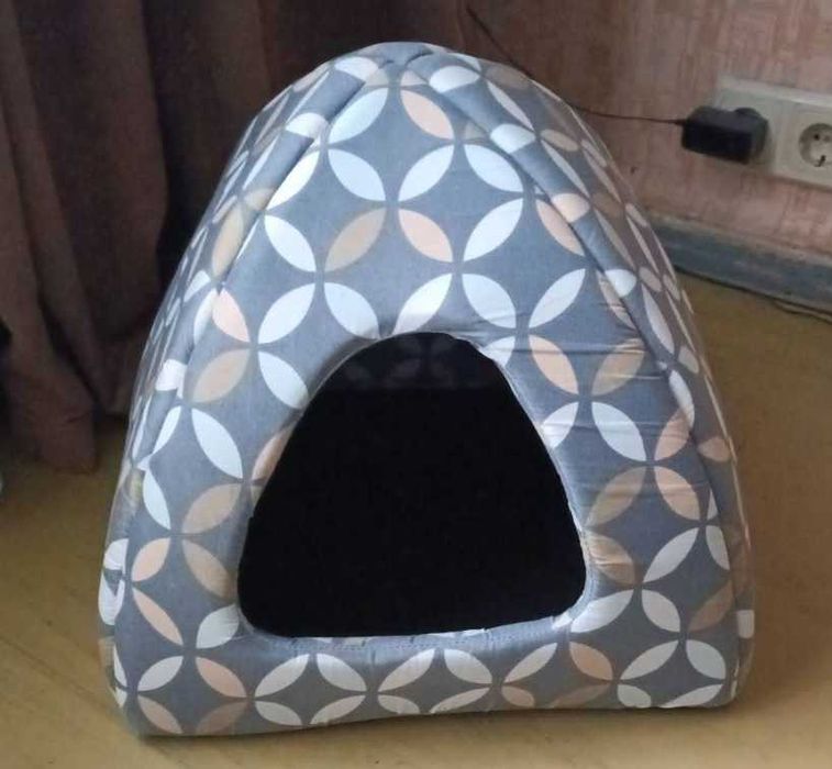 Будиночок для котів