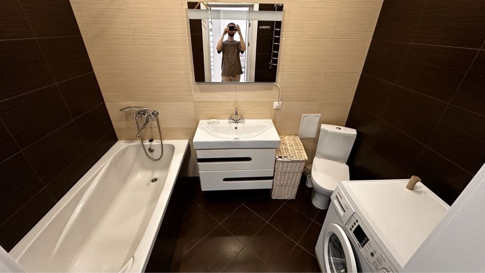 Дворівнева 3 кім квартира,Продається.