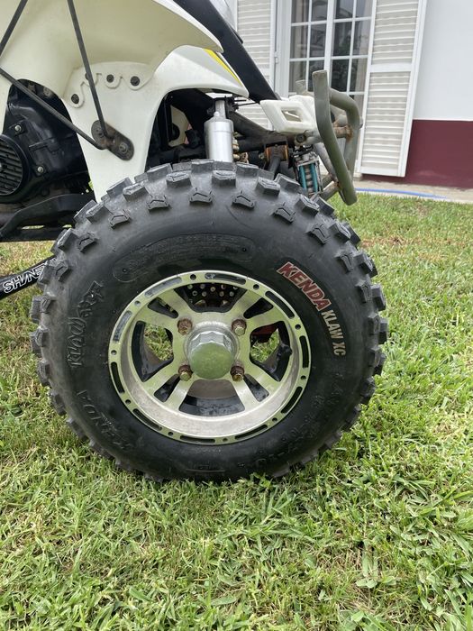 Vendo moto 4 shineray 250cc