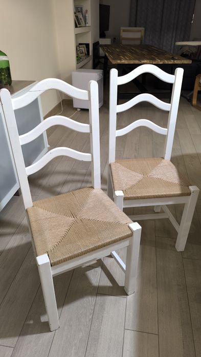 Mesa de jantar c/4 cadeiras