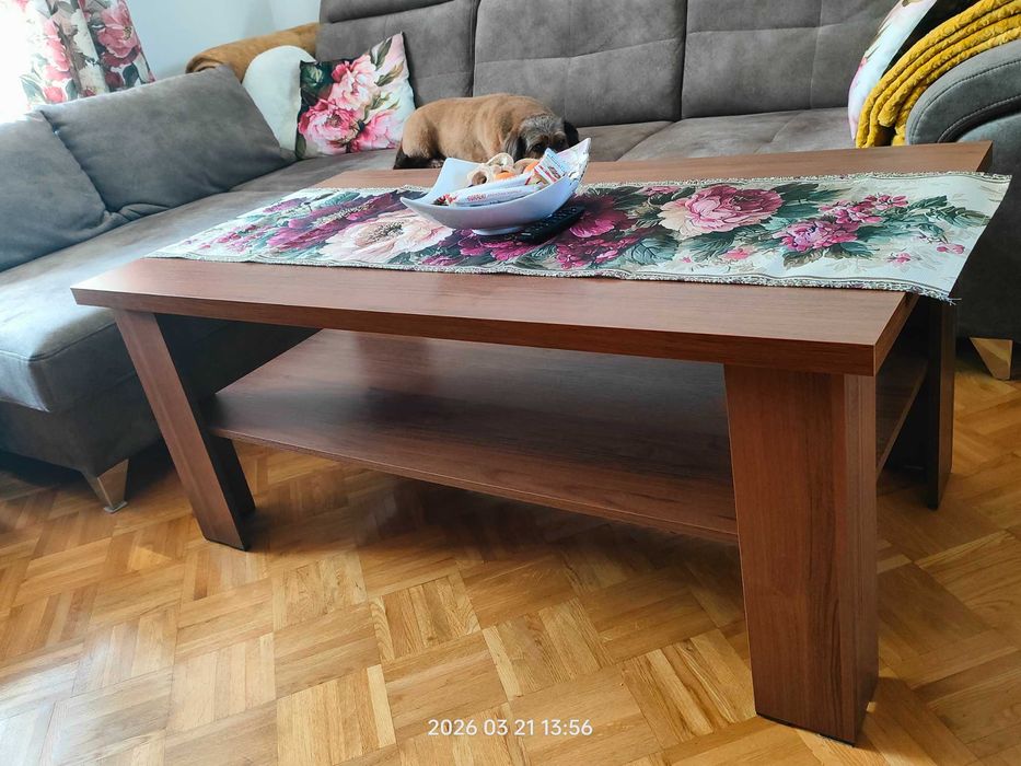 Stolik kawowy do salonu
