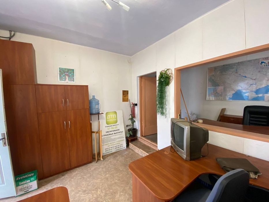 Офис р-н Лагерного поля 20м 2500грн
