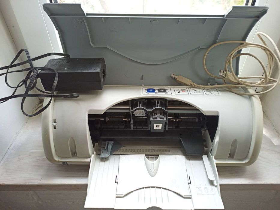 Принтер HP deskjet 3550