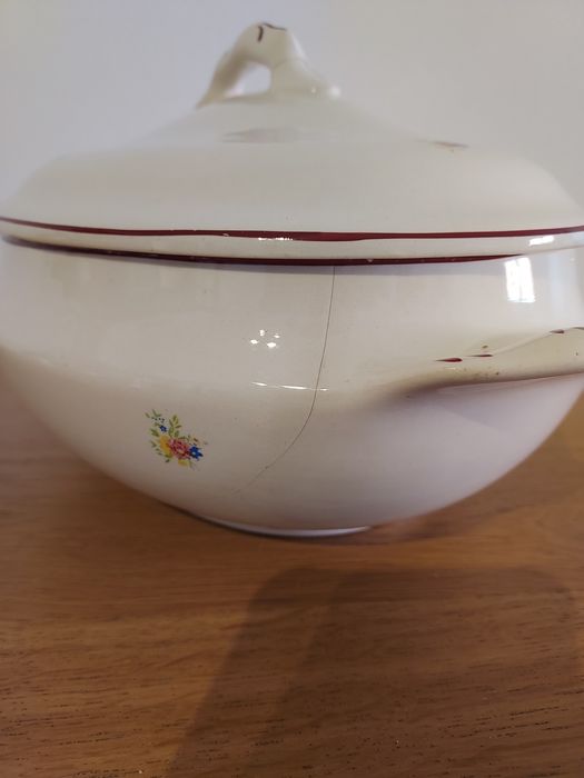 Terrina Porcelana Fábrica de Sacavém