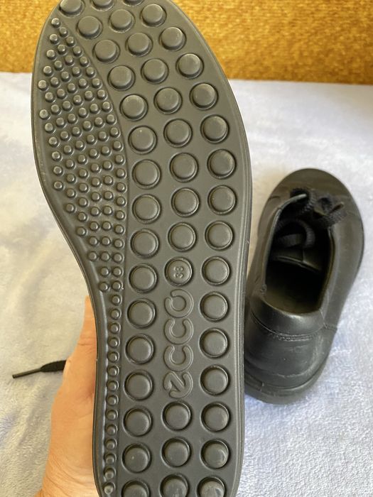 Жіночі шкіряні кросівки ECCO SOFT 7