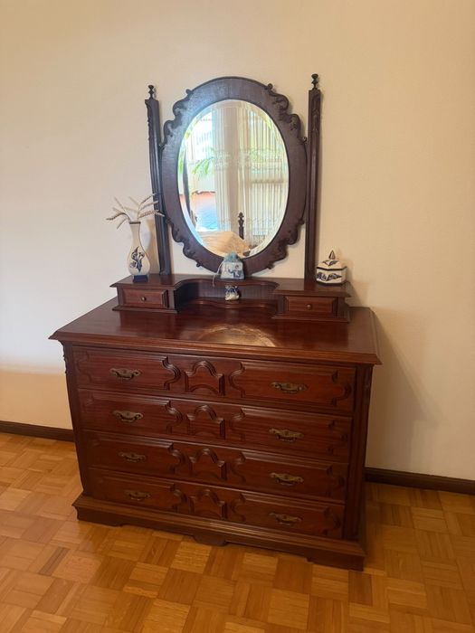 Vendo estes 4 moveis em muito bom estado de maneira individual se preferir