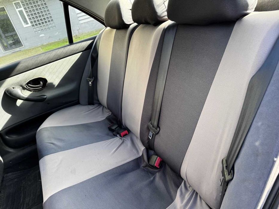 Peugeot 406 (1999)