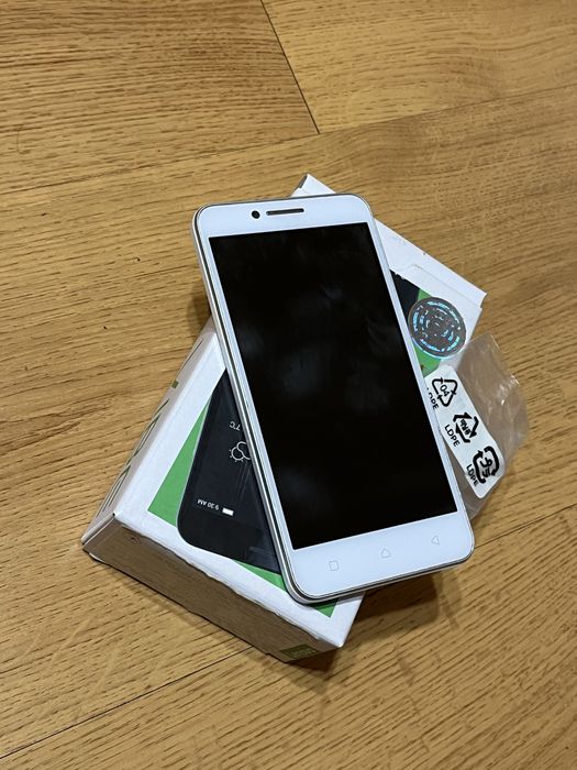 Lenovo VIBE C  телефон 2сім