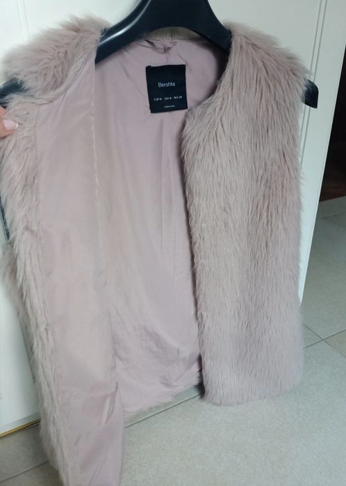 Kamizelka bezrękawnik futerko Bershka M