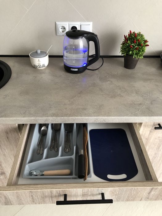 1-кімн. квартира. Новобудова по вул.Зарічанській.  Подобово.На місяць