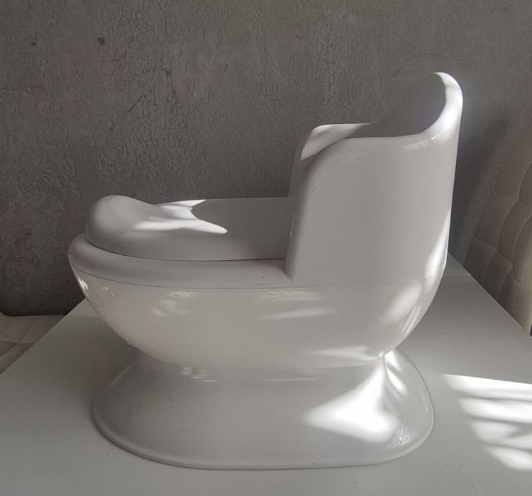 Nocnik kibelek toaleta