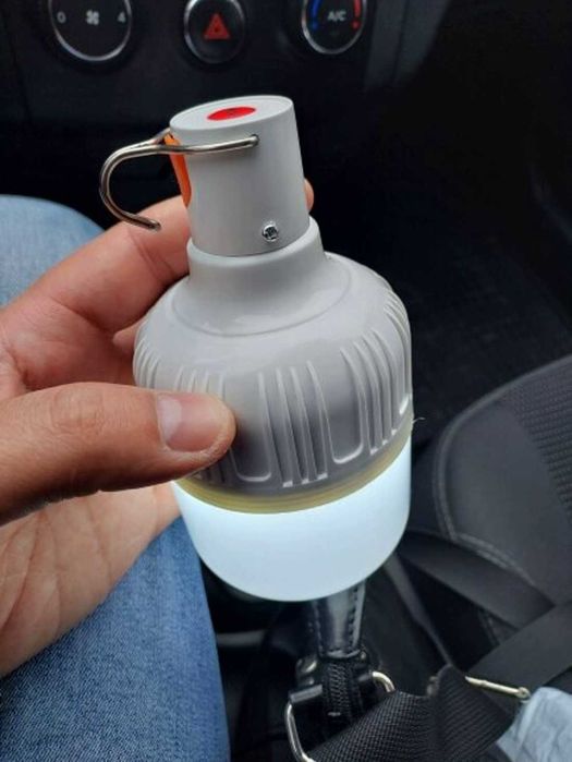 Мощная большая аккумуляторная LED лампочка 120W для кемпинга и дома