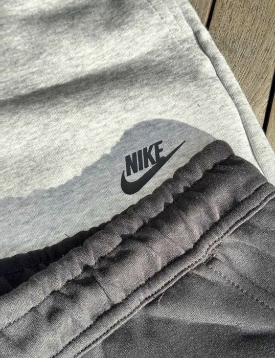 В наявності!!!                                     Шорти Nike Tech Fleece