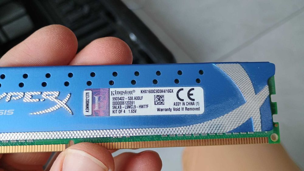 Komputer stacjonarny: i7, GTX580, 16GB ram, W11