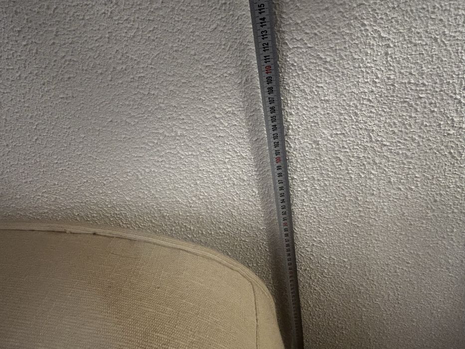 Sofá de madeira antigo