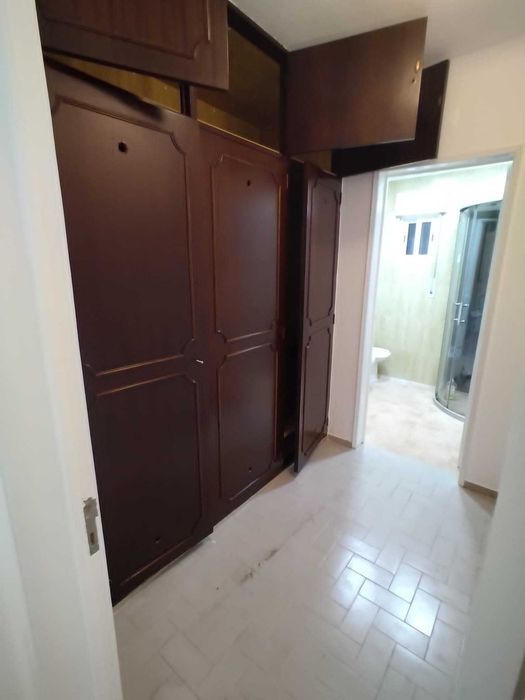 Aluga se T1 renovado