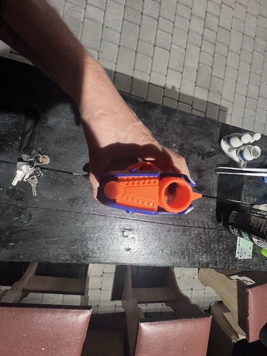 Іграшковий пістолет Nerf Elite Strongarm