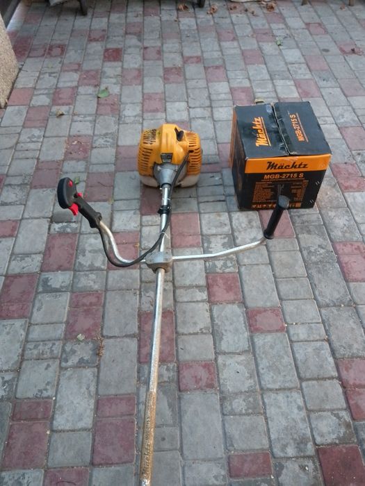 Продам триммер в отличном состоянии