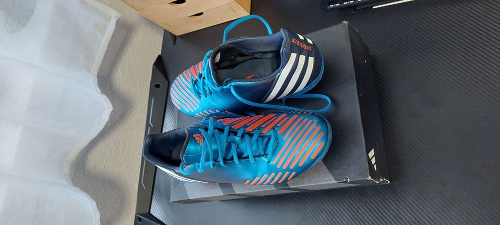 Buty piłkarskie Adidas 39,1/3