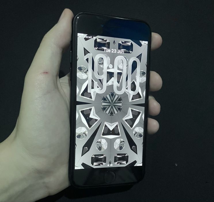 Смартфон Apple iPhone SE 3 (2022) 4/128GB Midnight A2595 100% IOS 26.5