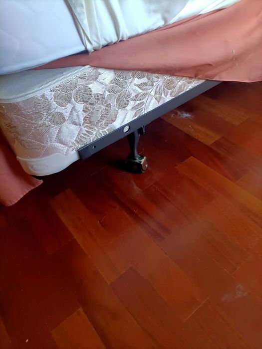 Vendo cama viúva completa