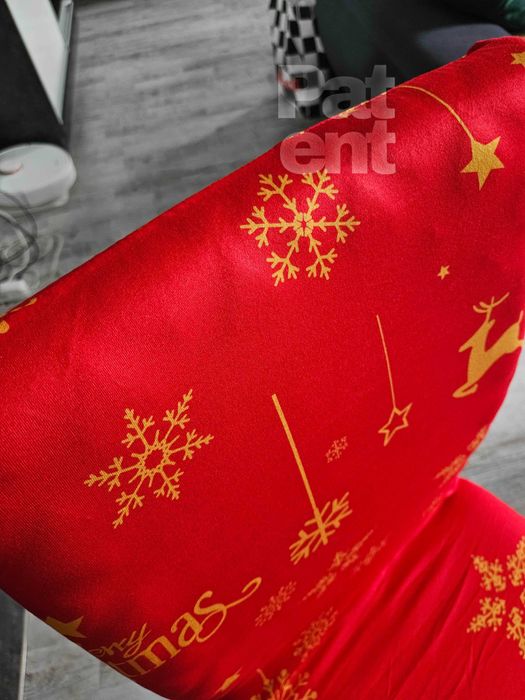 Świąteczne pokrowce na krzesła elastyczne 4 sztuki czerwone