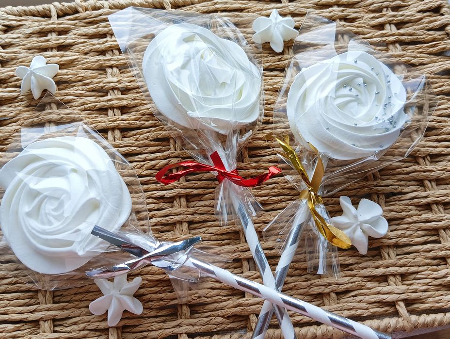 Lizaki bezowe komunia podziękowania urodziny  urodziny a