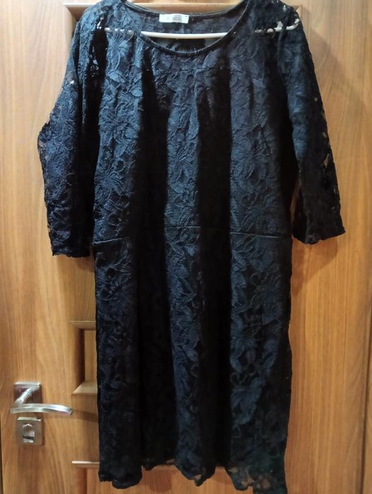 Sukienka koronkowa Jessica z c&a