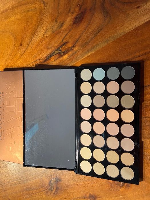 Paleta cieni Makeup Revolution