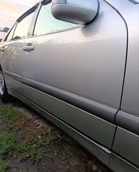 Mercedes-Benz E-class W210