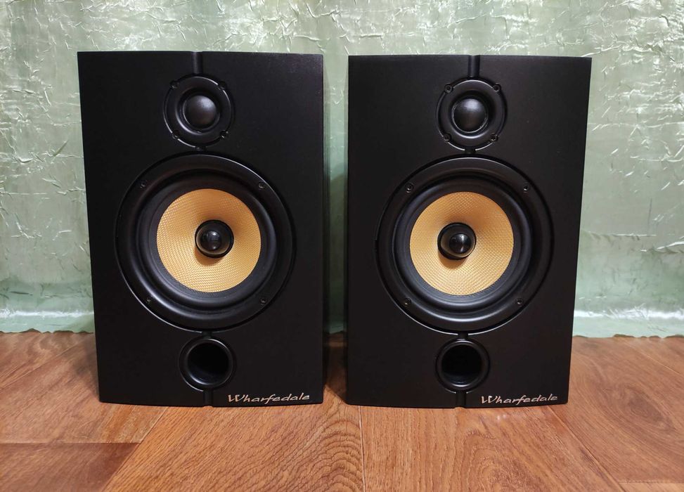 Акустика Колонки  Wharfedale Diamond 8,1 и Diamond 8 CENTRE 100 W 6 Oм