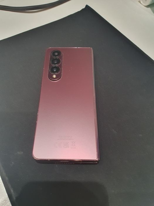 Samsung z fold 4