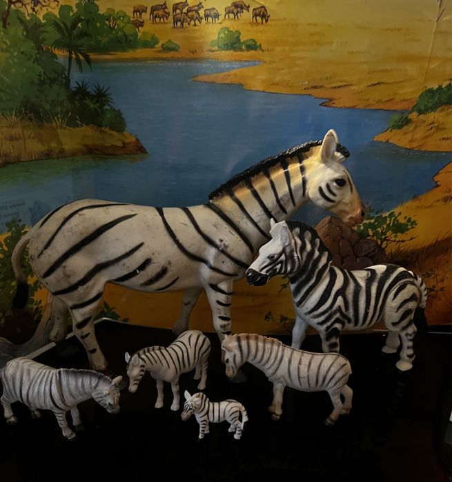 Zestaw figurek zebry