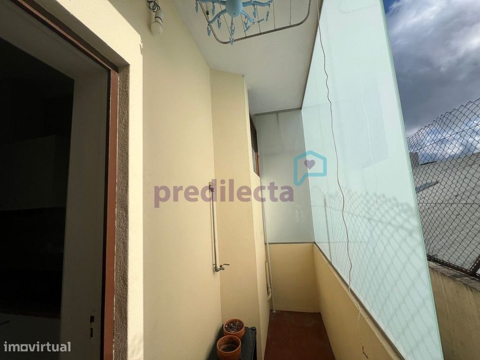 REF4149 - T2 Faria Guimarães, Porto