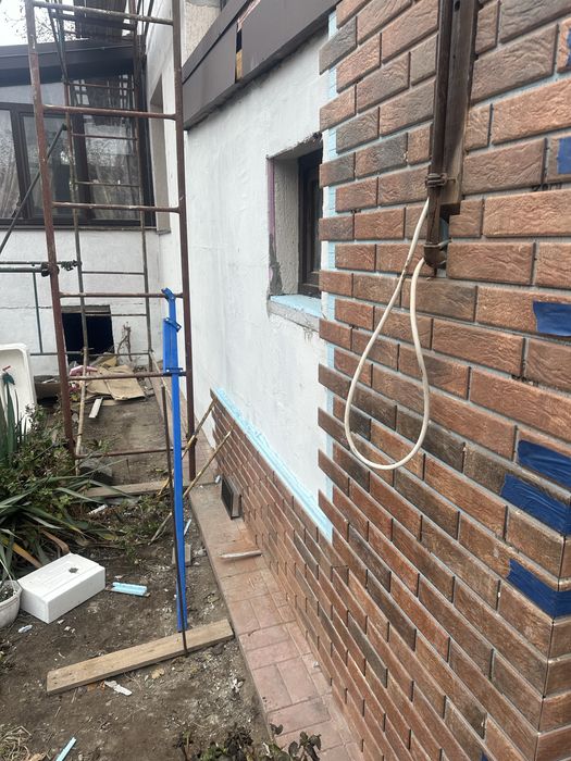 Фасадні роботи , утеплення будинків, покраска, декоративна штукатурка