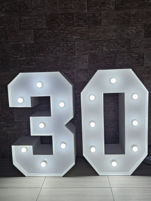 Miechów Cyfra 18ka 20 30ci 40 50 60, 70 100 Love Serce Nagłośnienie