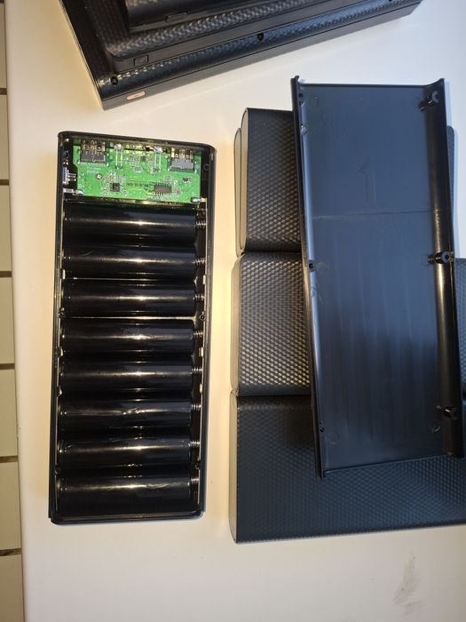 Продам павербанк та корпус для павербанка